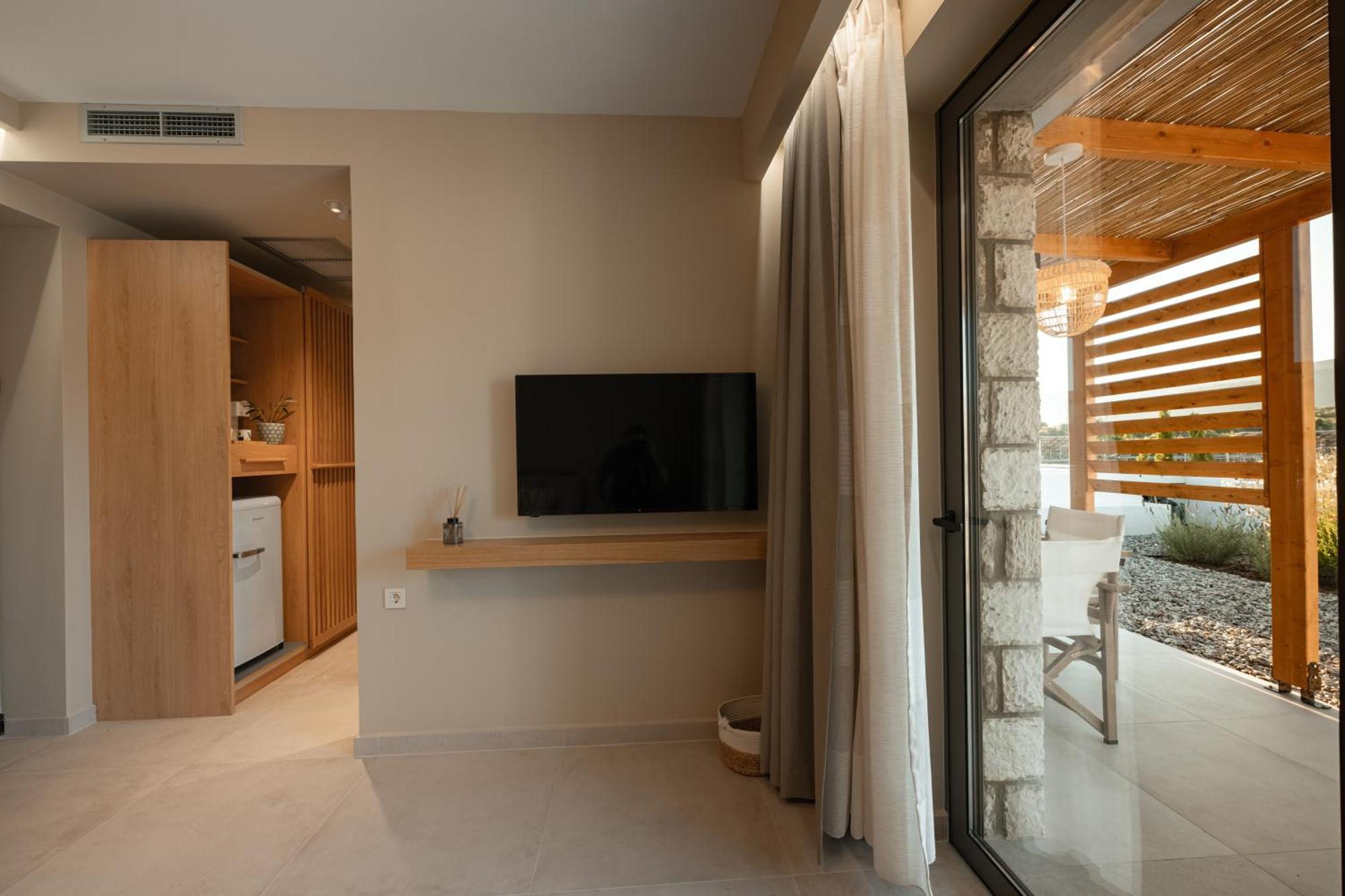 Trinity Design Suites Valanidorachi Экстерьер фото