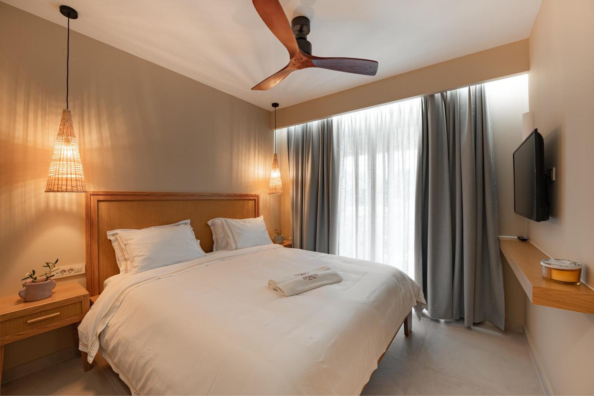 Trinity Design Suites Valanidorachi Экстерьер фото