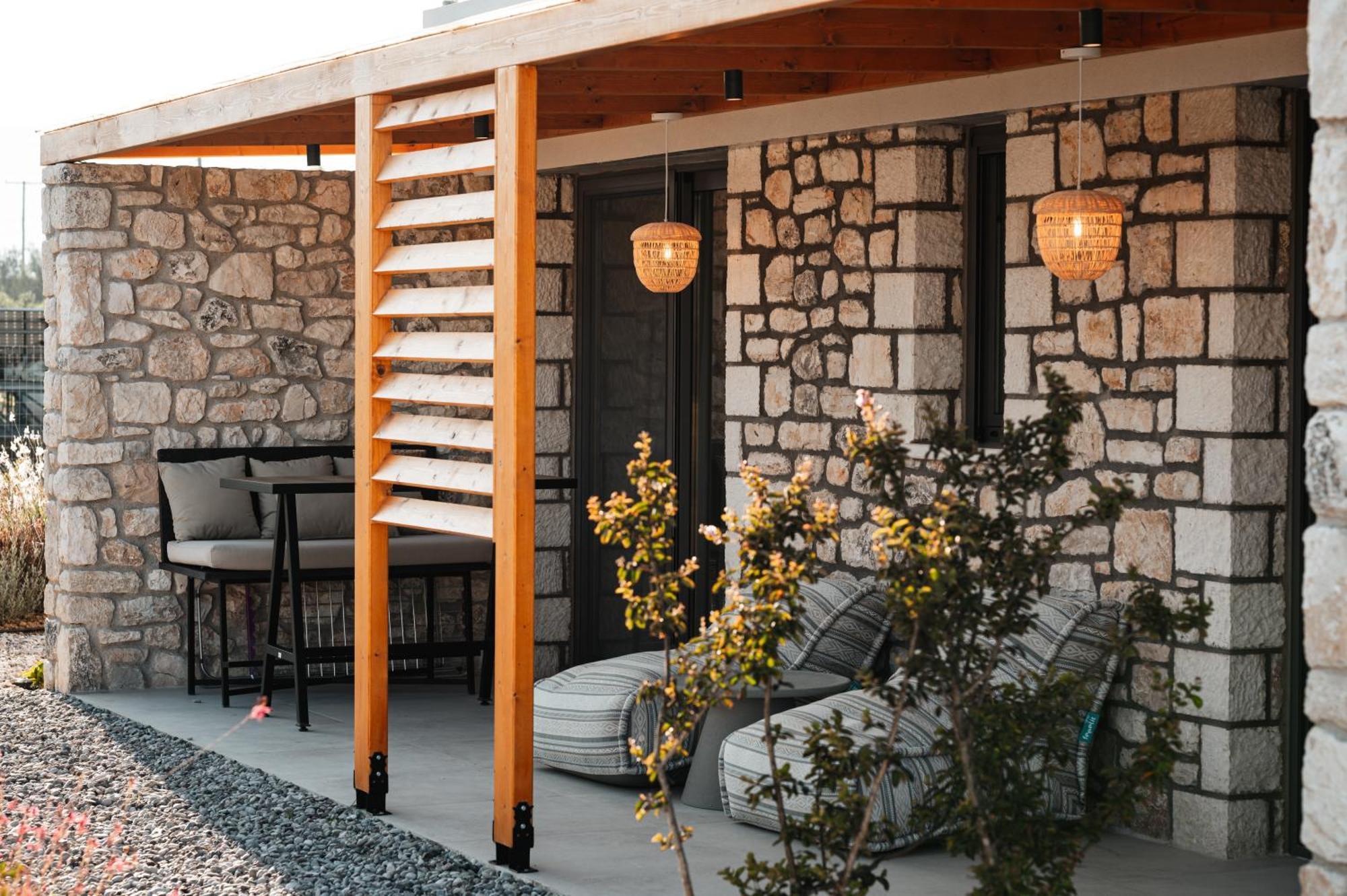 Trinity Design Suites Valanidorachi Экстерьер фото