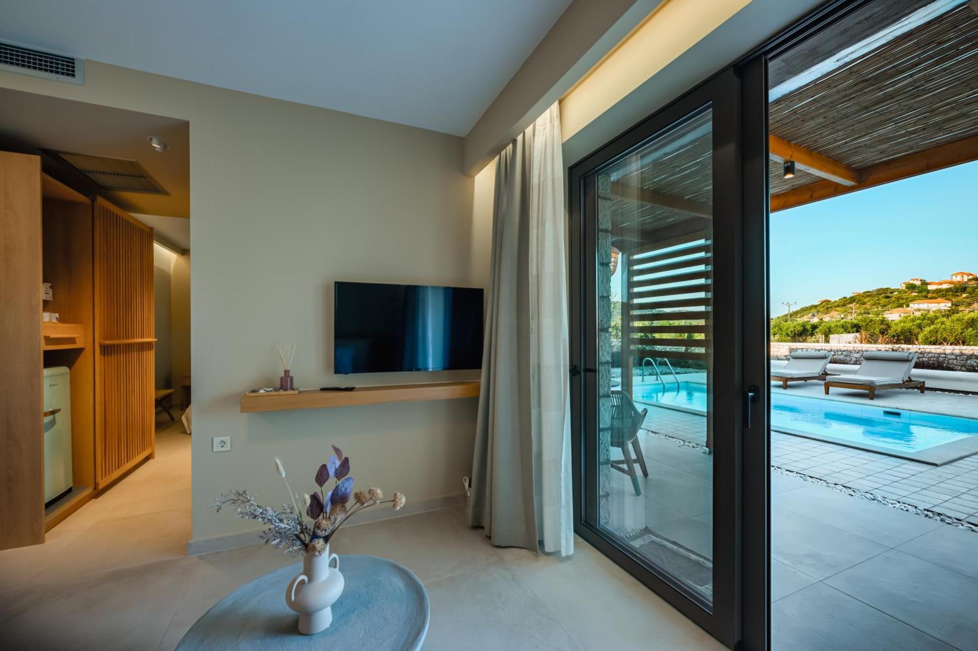 Trinity Design Suites Valanidorachi Экстерьер фото